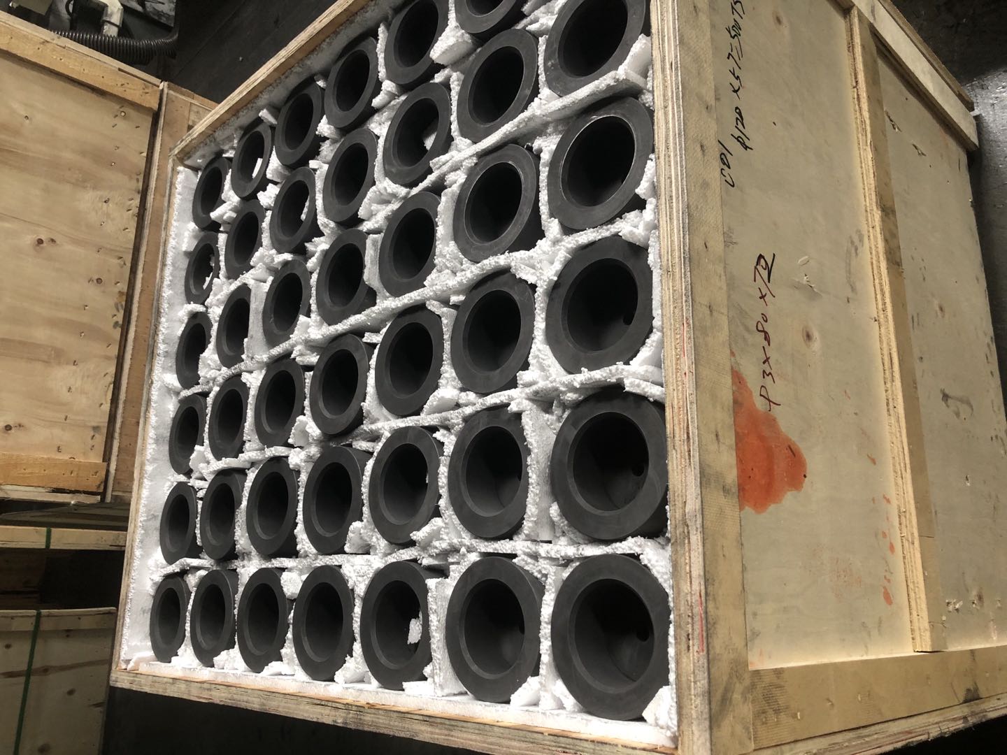 Graphite mold for drilling diamond core bits